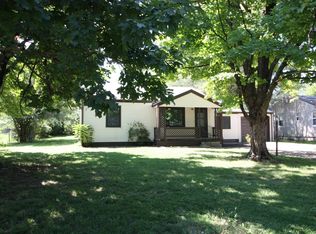 2066 E Marsa Dr, Springfield, MO 65804