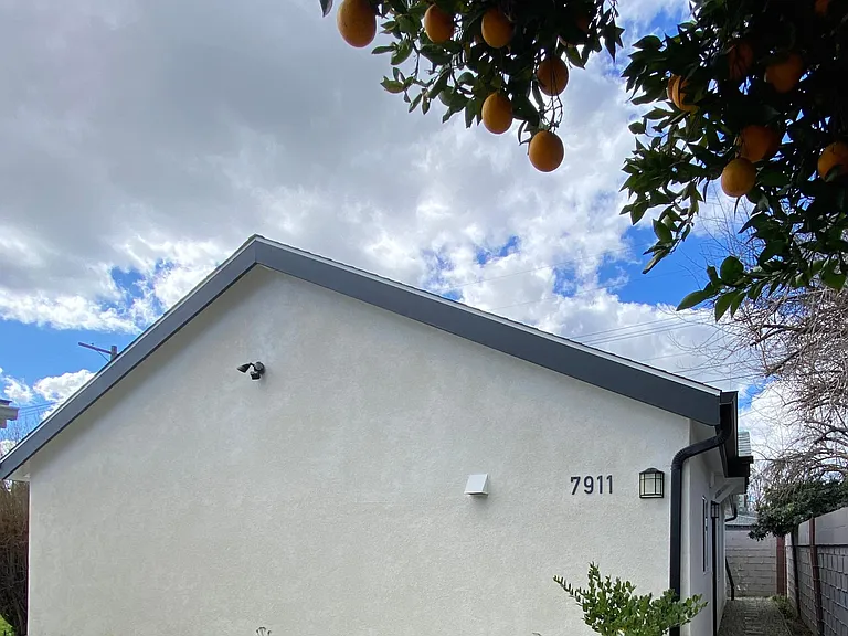 Glade Ave — Photo 9