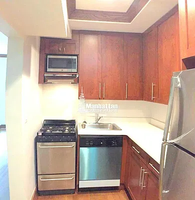 Rented by HOME RESIDENTIAL LLC | media 6