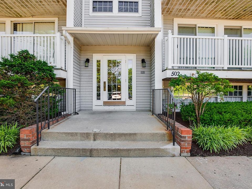 1st image of 502 Philmont Dr APT 1