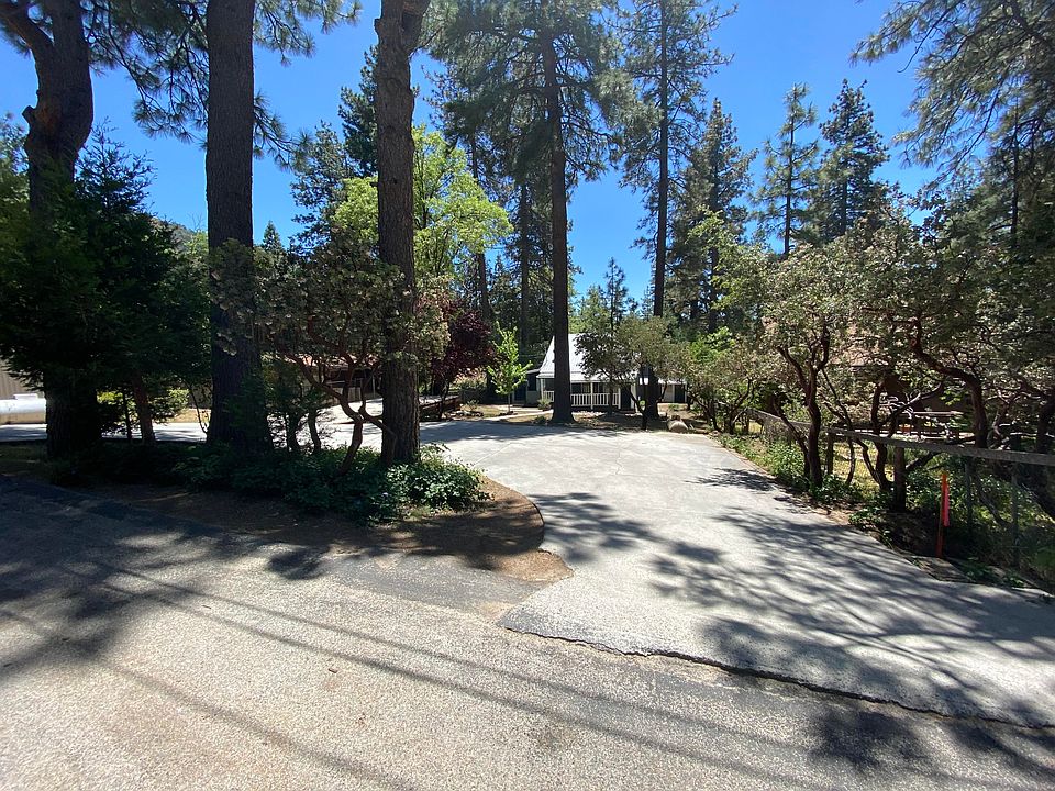 1st image of 54445 Live Oak Dr