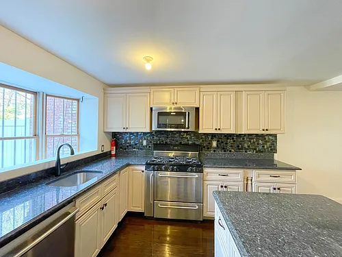 597 Saint Marks Ave #1 Photo 1