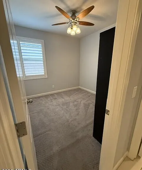 1701 N Hillcrest — Photo 17