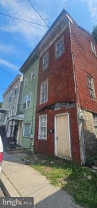 211-213 Peacock St, Pottsville, PA, 17901
