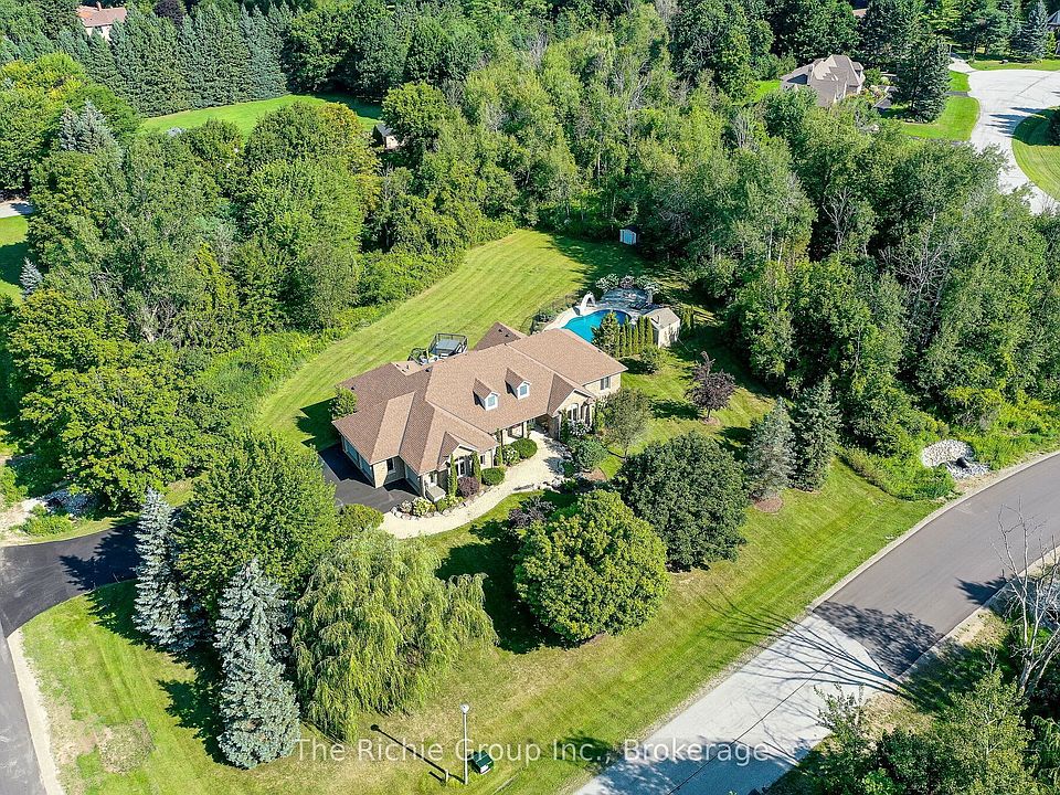 1st image of 14 Briarwood Dr