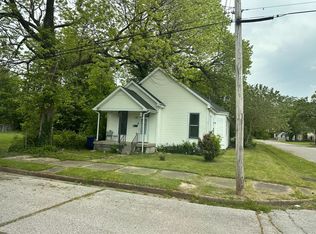 832 S 5th St, Paducah, KY 42003