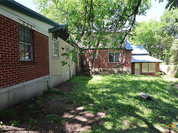 4th image of 702 Trimmier Rd