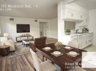 7305 Milwood Ave APT 4, Canoga Park, CA 91303
