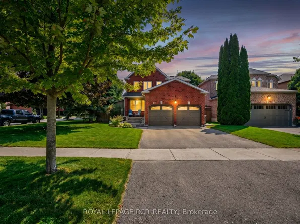 165 Bonny Meadows Dr, Aurora, ON L4G 6N1
