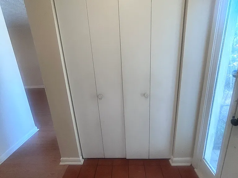 Entry mudroom with closet