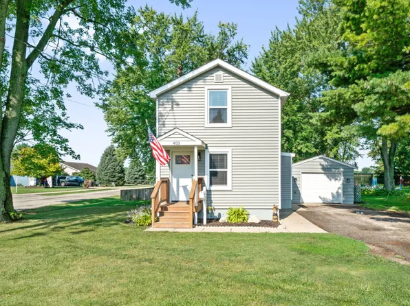 403 Joles St, Sandwich, IL 60548
