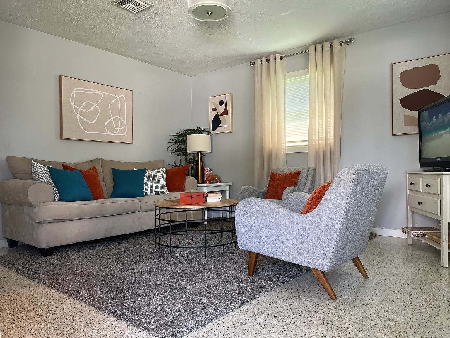 1732 Sunset Pl — Photo 3