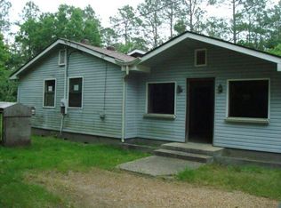 7037 Stewart Ln, Moss Point, MS 39562
