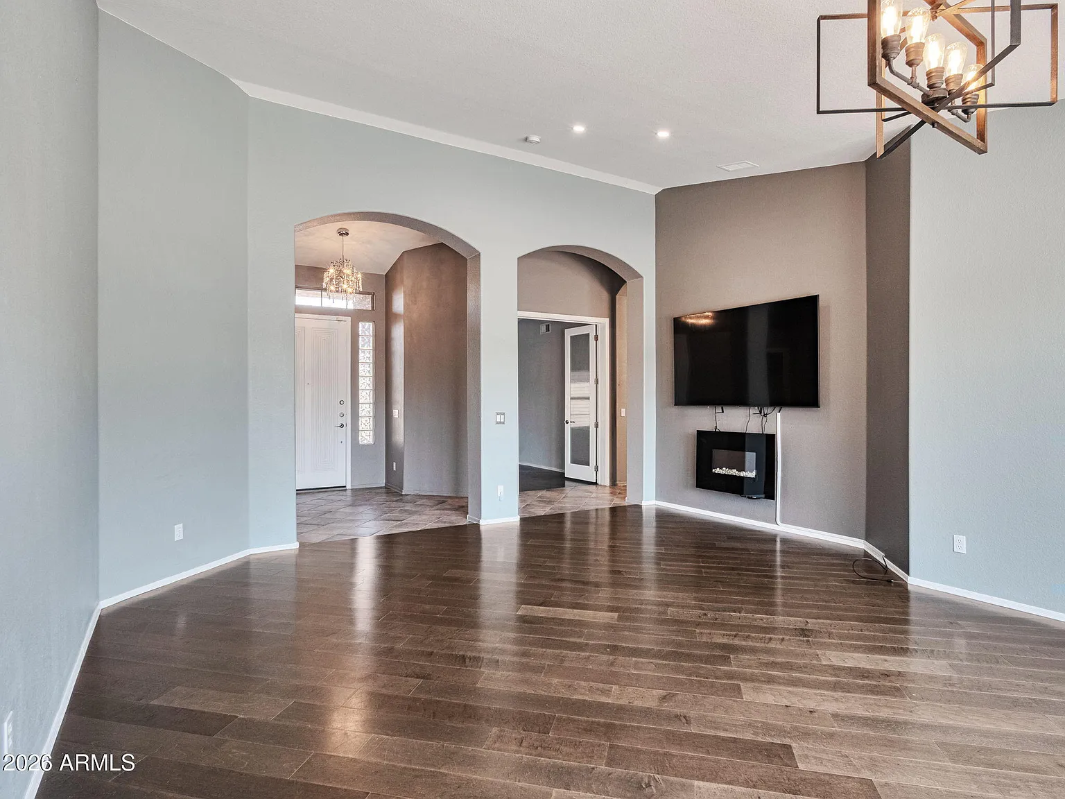 3 bed, 2151 sqft, $3,500 — Photo 3