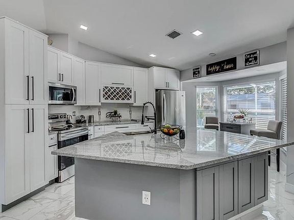 5th image of 5452 Ashland Dr