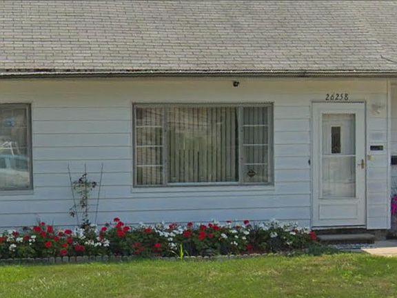 Well kept front yard