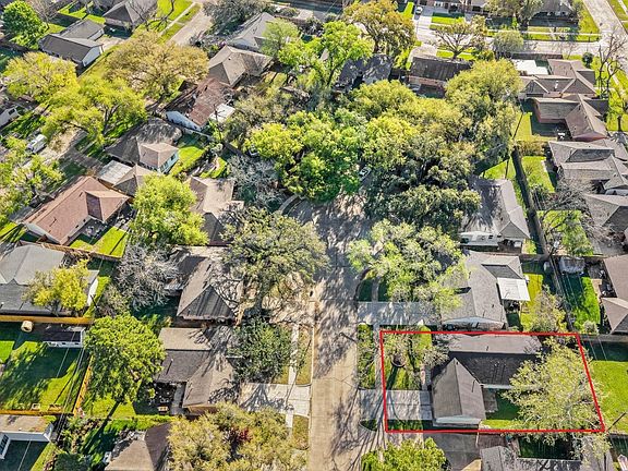 4th image of 5323 Manor Creek Lane