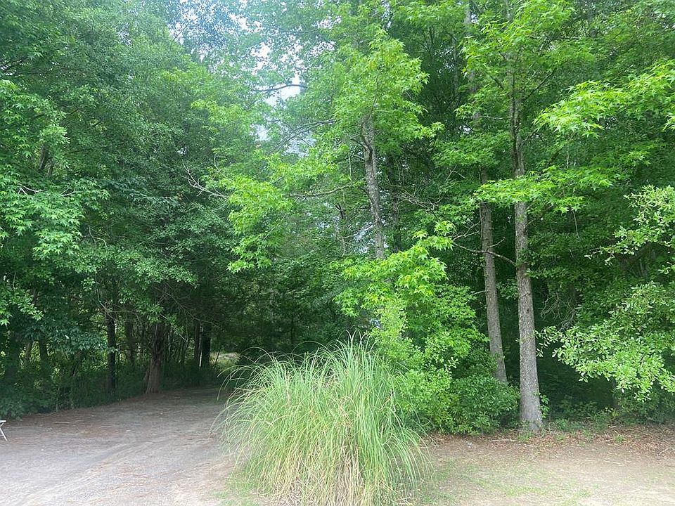 2nd image of 840 Stroman Rd