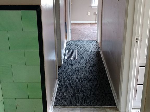 5th image of 1517 N Colorado Ave