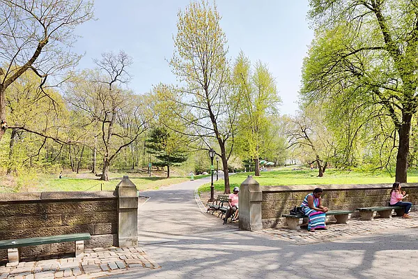 Rented by Compass | media 31