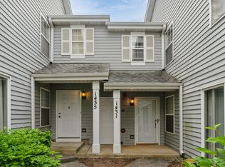 1431 Orleans Dr, Mundelein, IL 60060