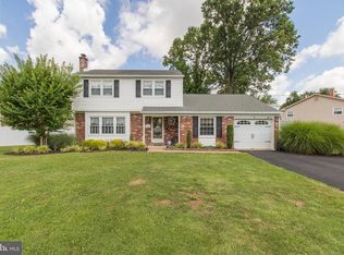 716 Longstreth Rd, Warminster, PA 18974