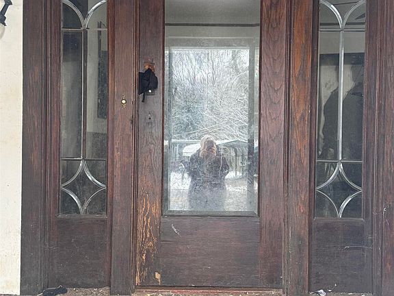 5th image of 401 W Brummitt St
