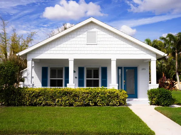 295 Destiny Cir, Cape Coral, FL 33990