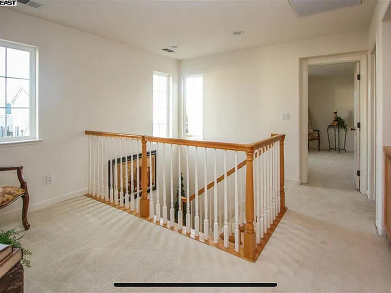 5728 Old Westbury Way — Photo 23