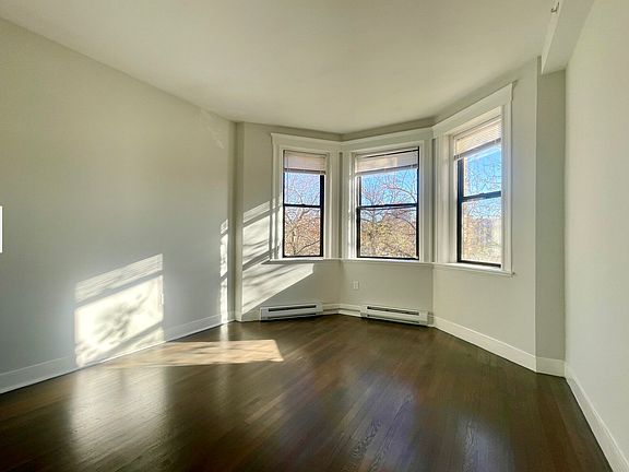 5th image of 79 Park Dr #9P