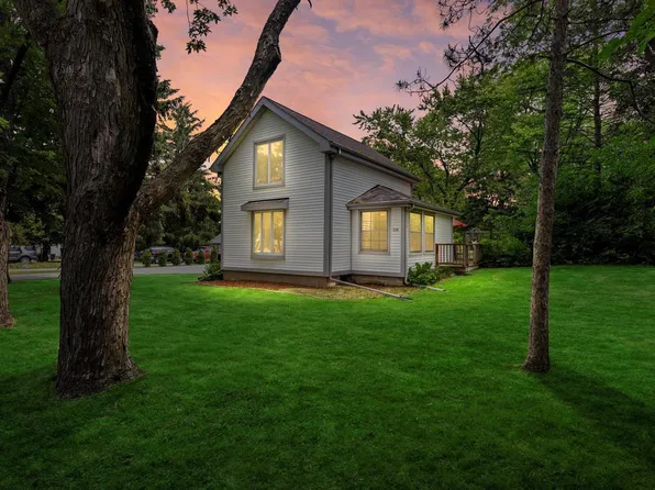 318 Merton AVENUE, Hartland, WI 53029