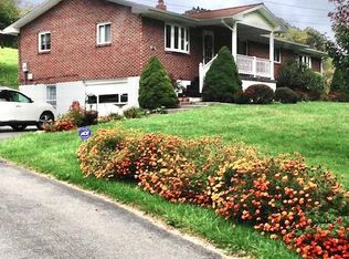 1771 Beeson Rd, Lashmeet, WV 24733