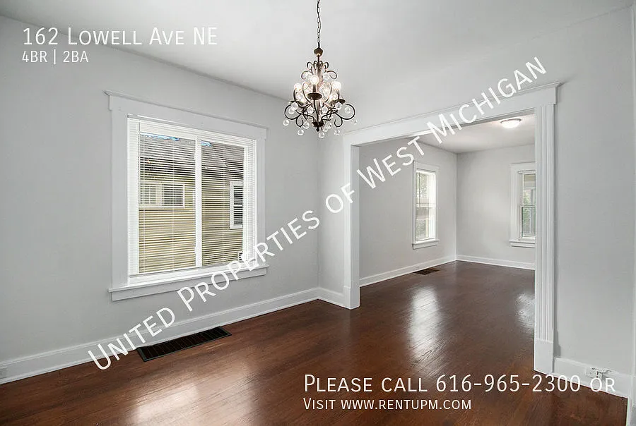 Available Now | 4 Bedroom, 2 Bath Home in Fulton Heights | Central Air | Washer and Dryer Provided | — Photo 3