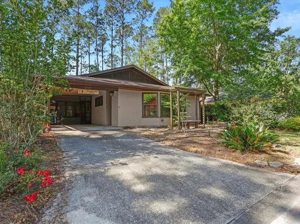 3937 NW 84th Pl, Gainesville, FL 32653