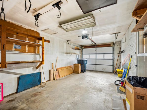 1843 N Sierra Way, Stevensville, MI 49127