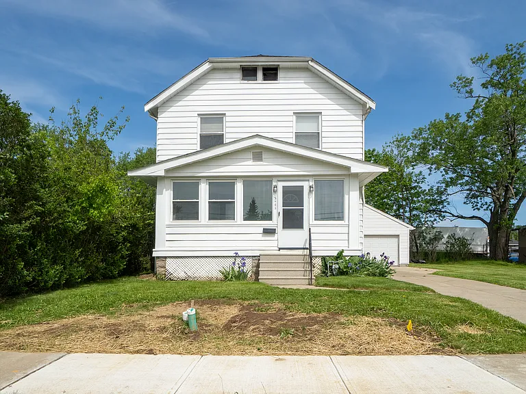 5482 Morgan St — Photo 1