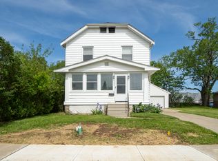 5482 Morgan St, Maple Heights, OH 44137