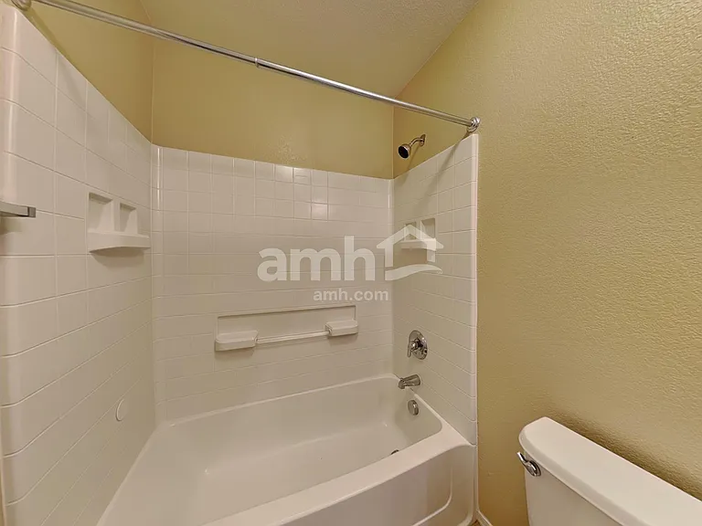 2435 W Waterway Pl — Photo 18