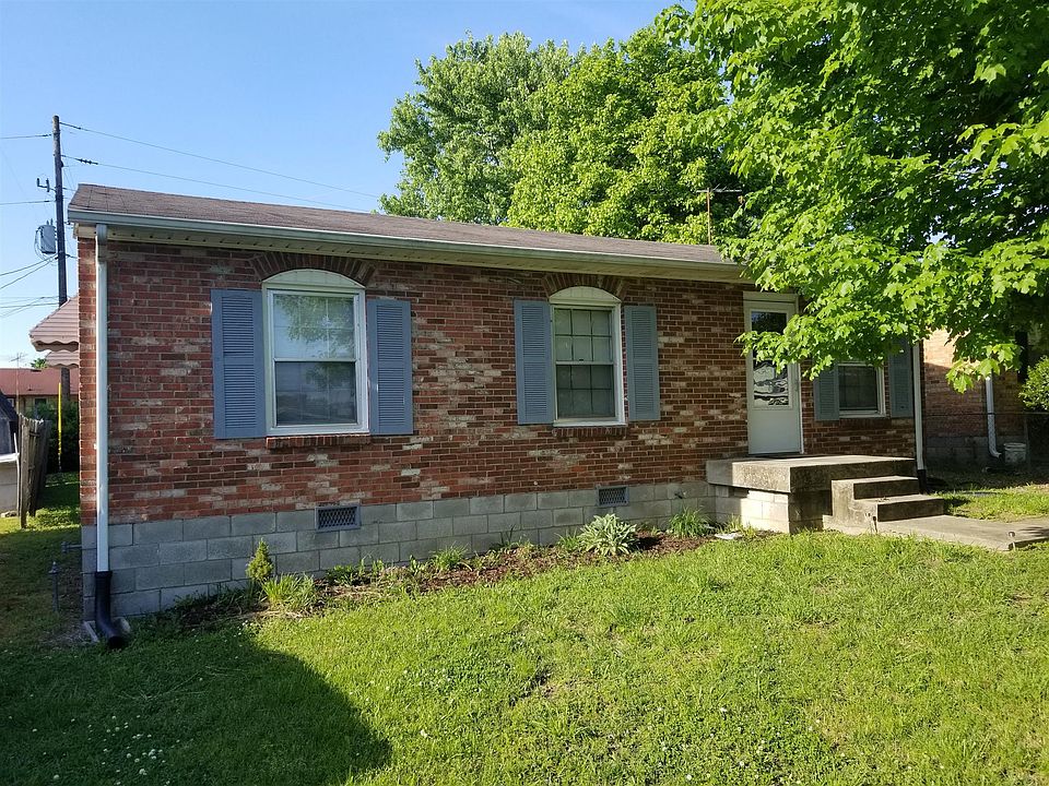 1st image of 123 McQuarry St