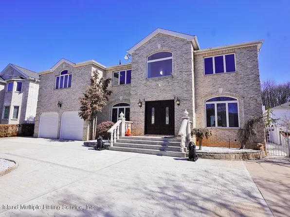 451 Philip Ave, Staten Island, NY 10312