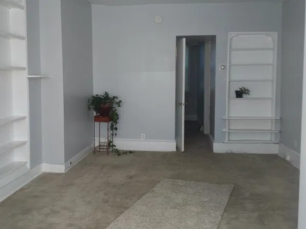 2725 S 70th St Fl 1ST, Philadelphia, PA 19142