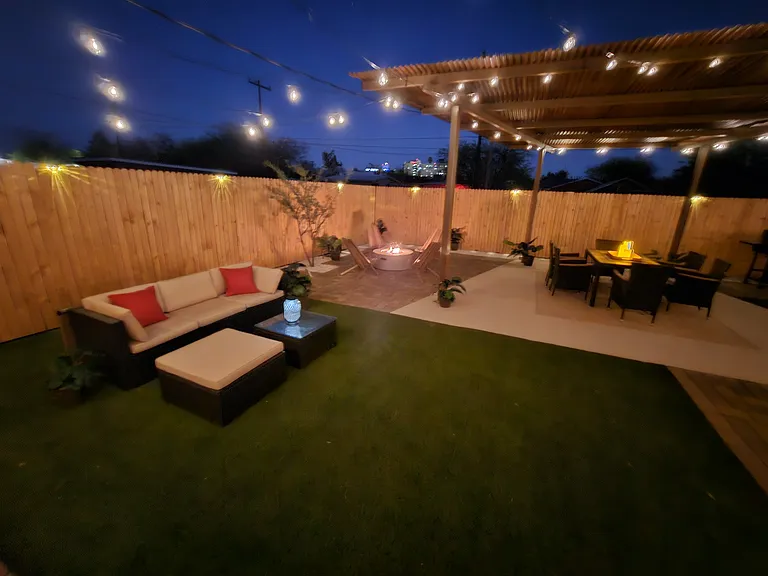 1514 E Hampton St — Photo 41
