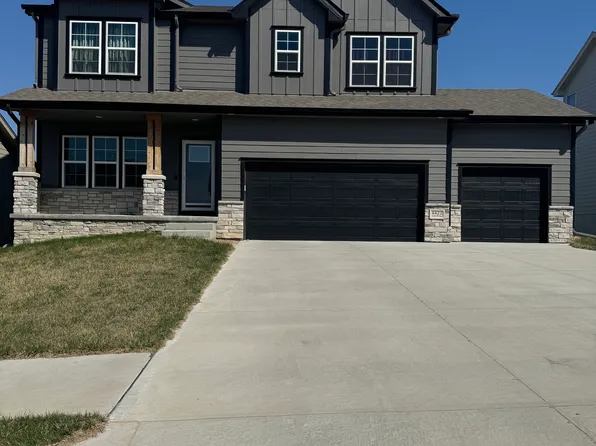 4421 S 215th Ave, Elkhorn, NE 68022