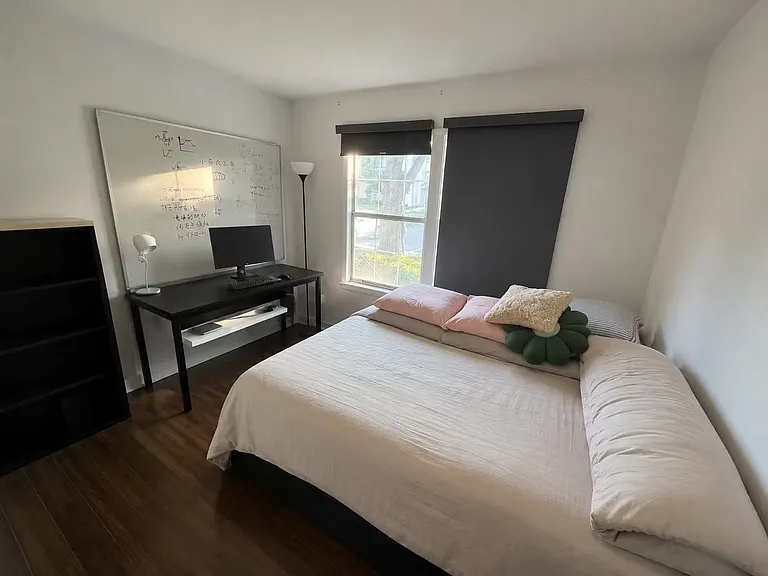 103 Claridge Ct #4 — Photo 5