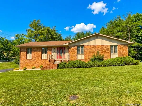 455 Fairway Dr, Abingdon, VA 24211