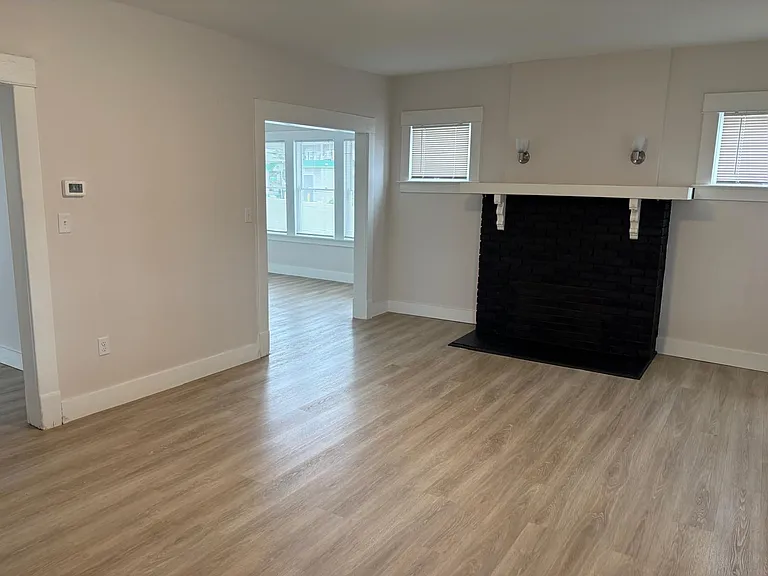 276 Main St — Photo 18