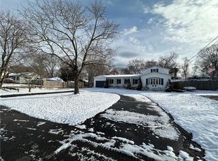 134 Lindy Ave, Warwick, RI 02889