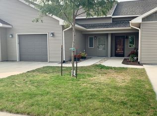 1201 Country Club Dr #6, Creston, IA 50801