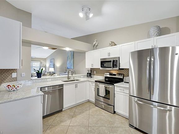 3rd image of 925 New Waterford DR #G201