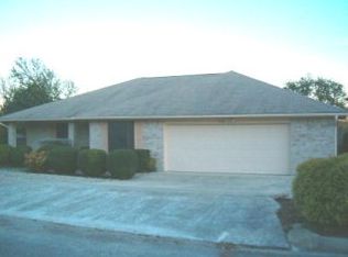 313 Red Oak Ln W, Ingram, TX 78025